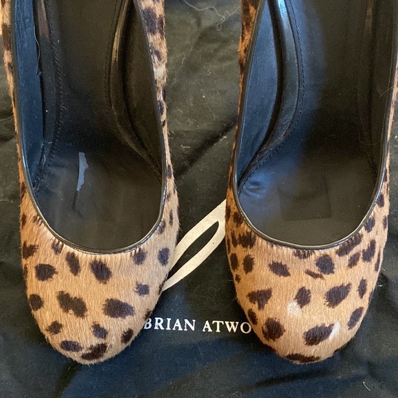 B Brian Atwood Leopard Ponyskin 5.5”  Heels - Picture 3 of 10